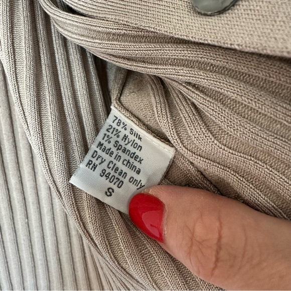 Three Dots Vintage Y2K Tan Silk Cardigan (Read Description) - Picture 3 of 10